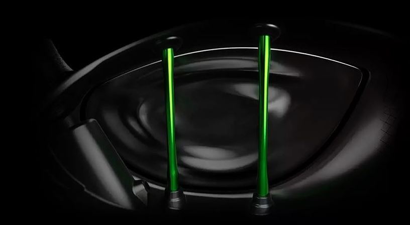 2 bars behind club face highlighted